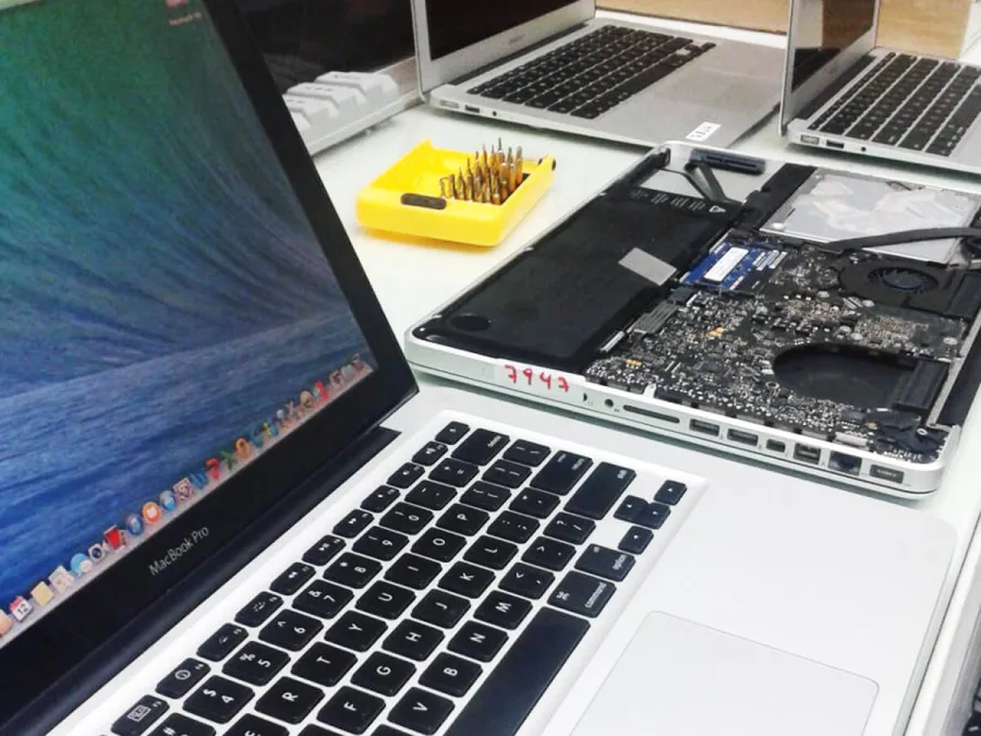 Notebooks em análise na assistência técnica 4Chip
